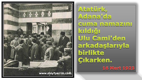 Atatürk Cuma Namazı Çıkışı
